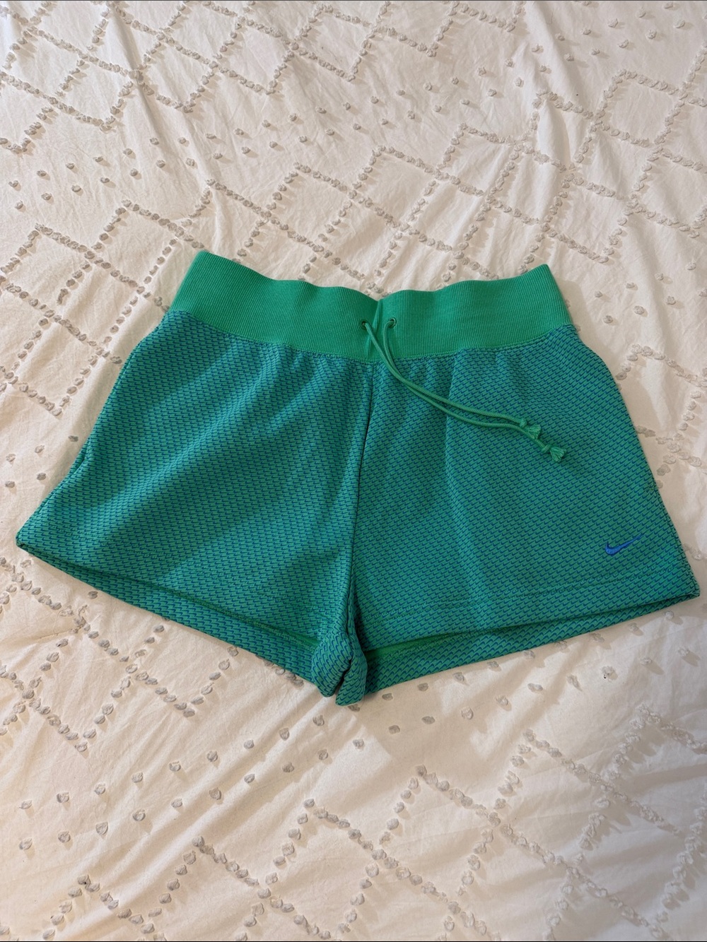 Nike Women’s Teal Knit Athletic Shorts with Green Waistband nwt